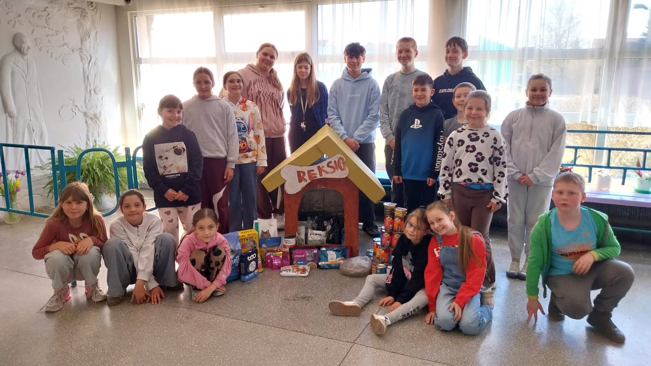 Szkoła Podstawowa nr 2 im. Jana Pawła II w Piechowicach