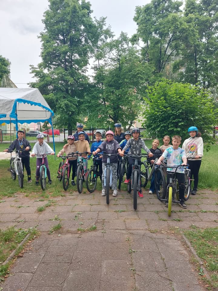 Szkoła Podstawowa nr 2 im. Jana Pawła II w Piechowicach